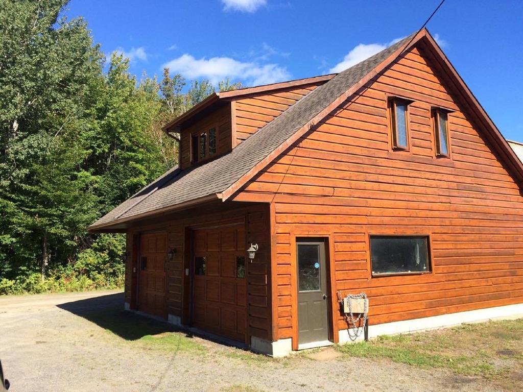 Le Chalet Lägenhet Shawinigan Exteriör bild